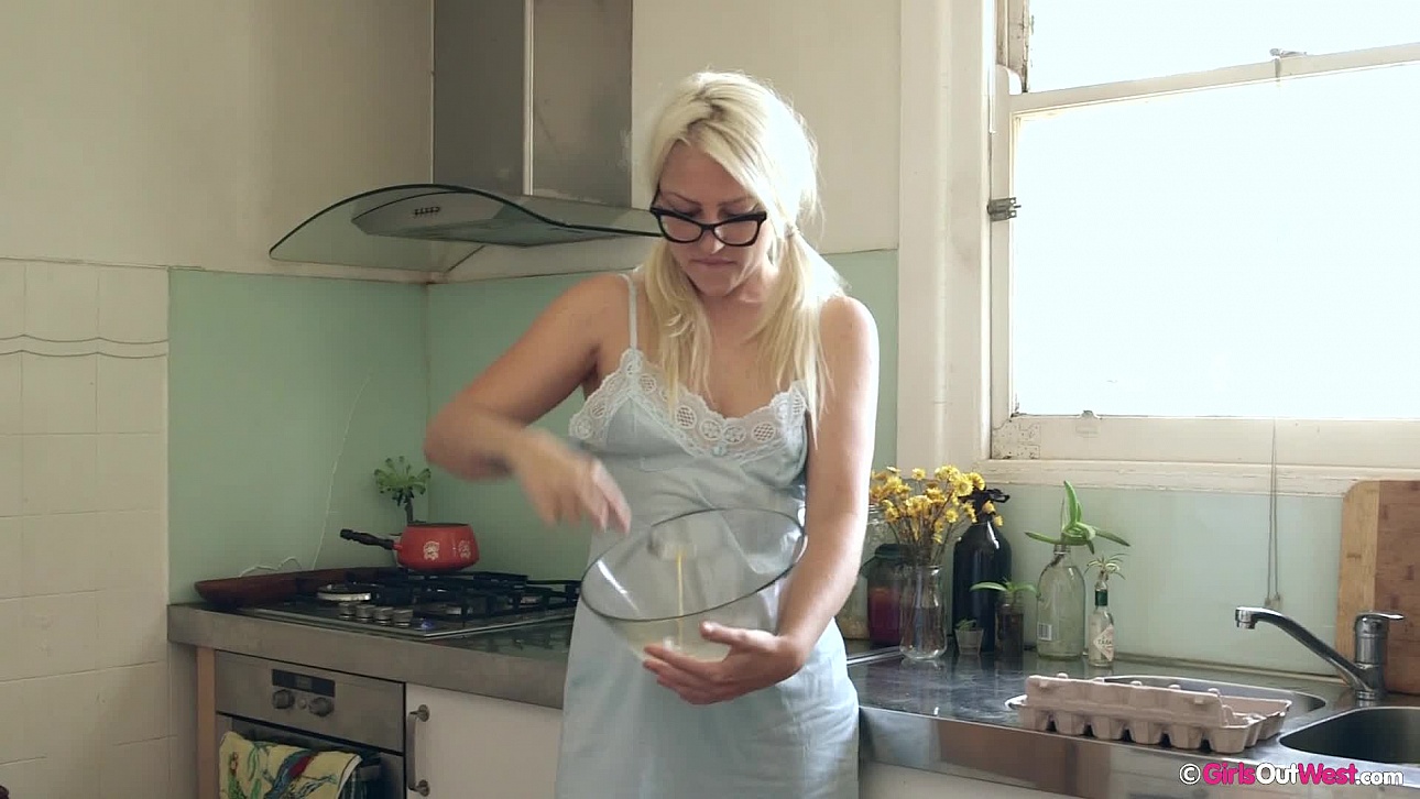 Smoke - Bitchin Kitchen