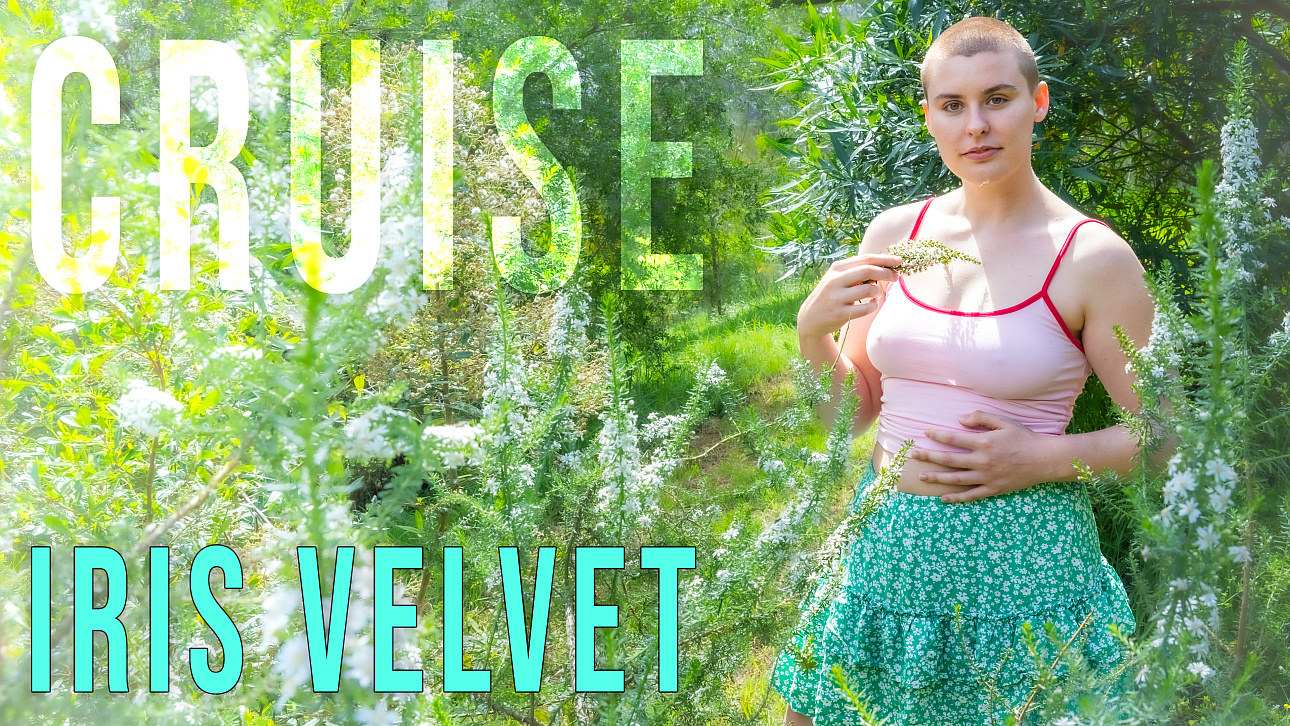 GirlsOutWest-Iris Velvet-Cruise