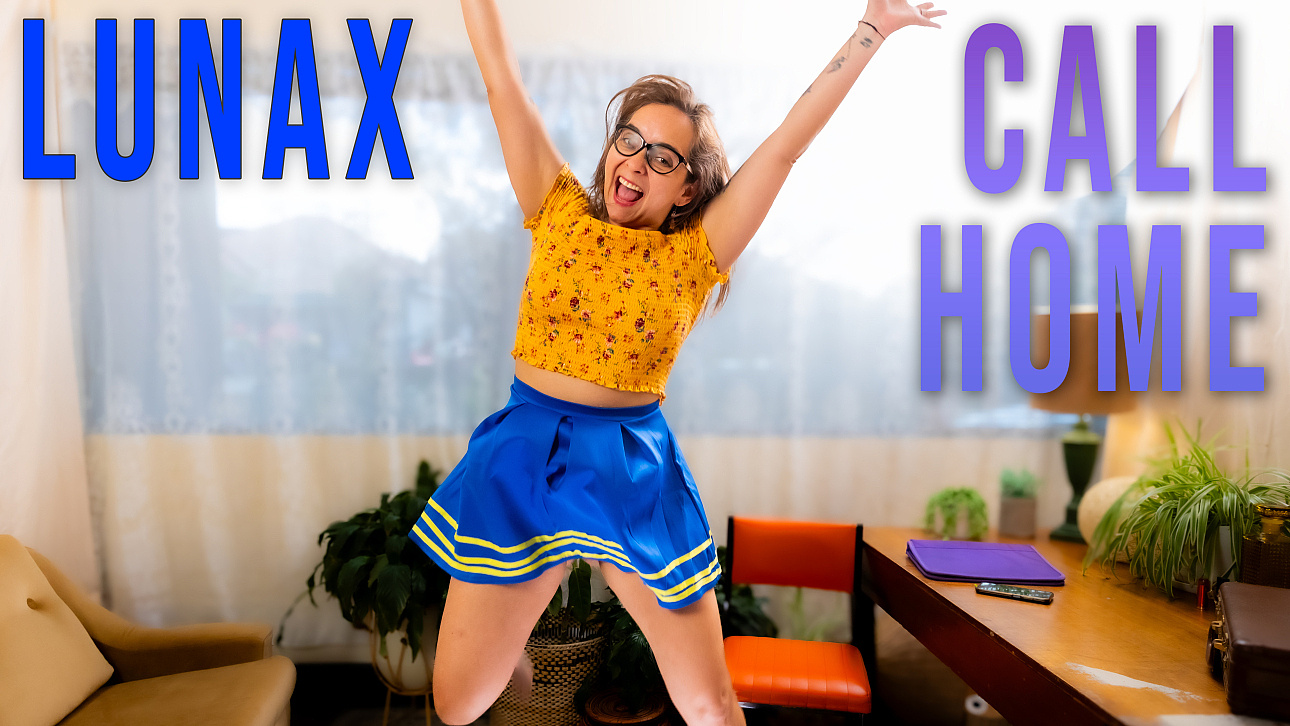 Girls Out West Lunax Call Home