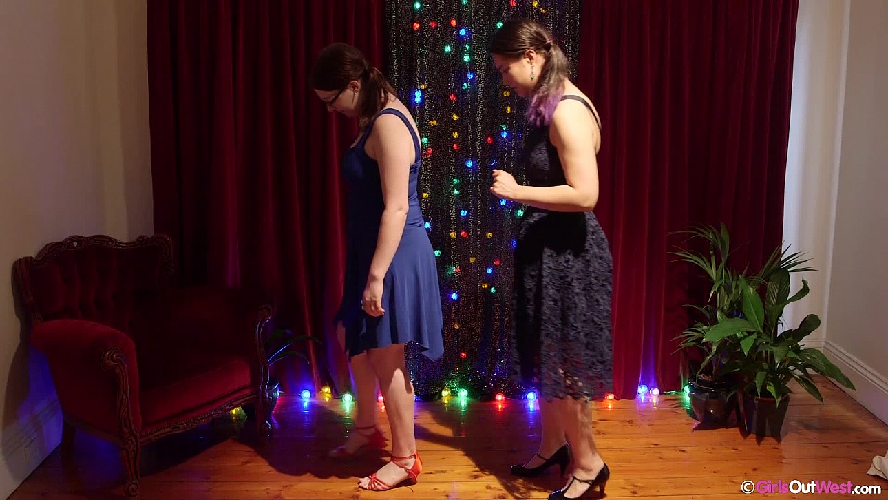 Tamzin & Tara B - BTS